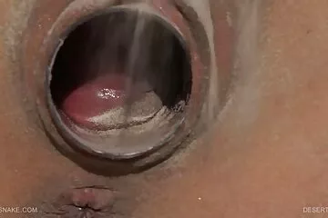 Video khiêu dâm cho mọc sừng của Nga phim sex hd khong che lừa dối và làm nhục bạn trai của cô ấy.