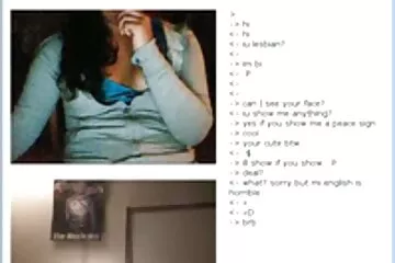 Handjob sex gai xinh khong che chuyên nghiệp chất lượng từ một bà mẹ xinh đẹp trong bộ đồ lót màu xanh ngọc gợi cảm.